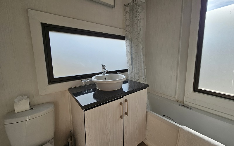 Aspen Apartment (8 Sleeper Self-Catering)