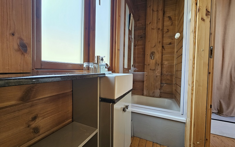 Davos (10 Sleeper Self-Catering)