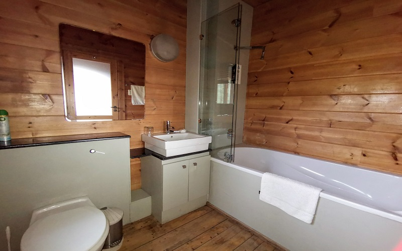 Seefeld Chalet (8 Sleeper Self-Catering)