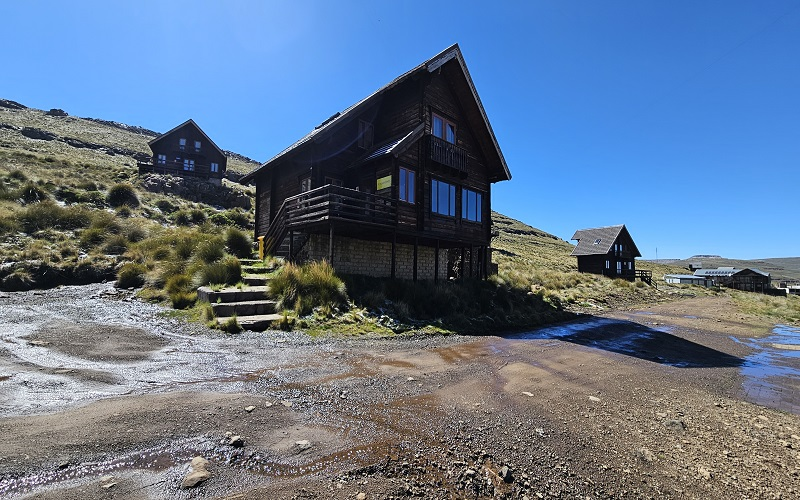 Chamonix Chalet (8 Sleeper Self-Catering)