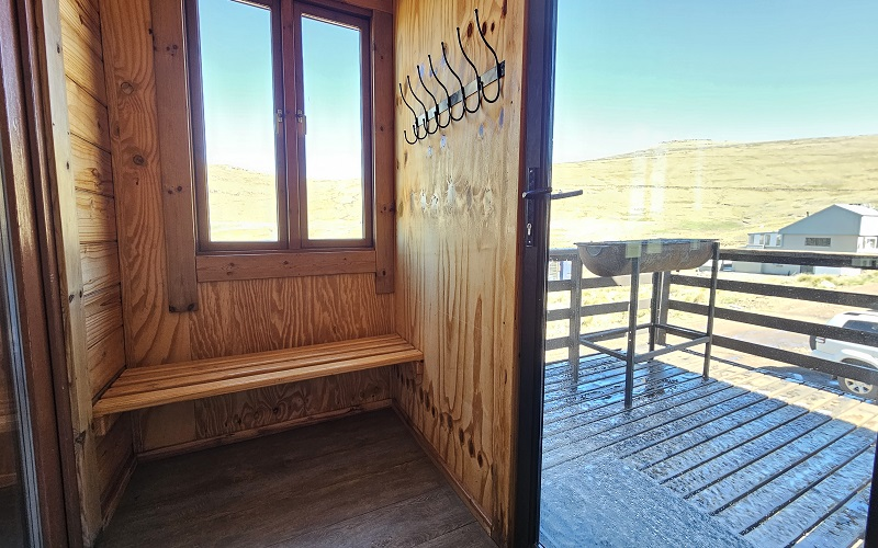 Chamonix Chalet (8 Sleeper Self-Catering)