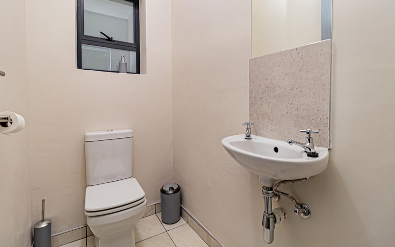 Mahlasela Apartment (4 Sleeper Self-Catering)