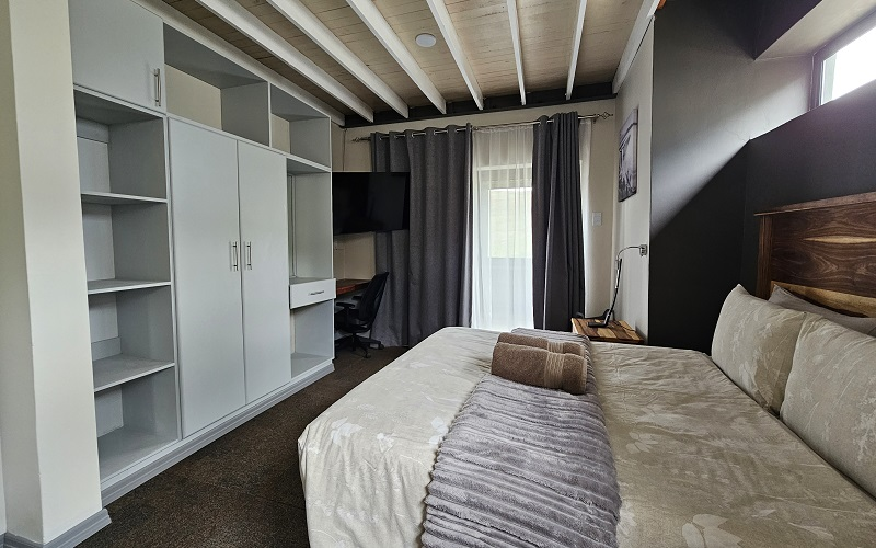 Livigno 2 Upper (2 Sleeper Self-Catering)