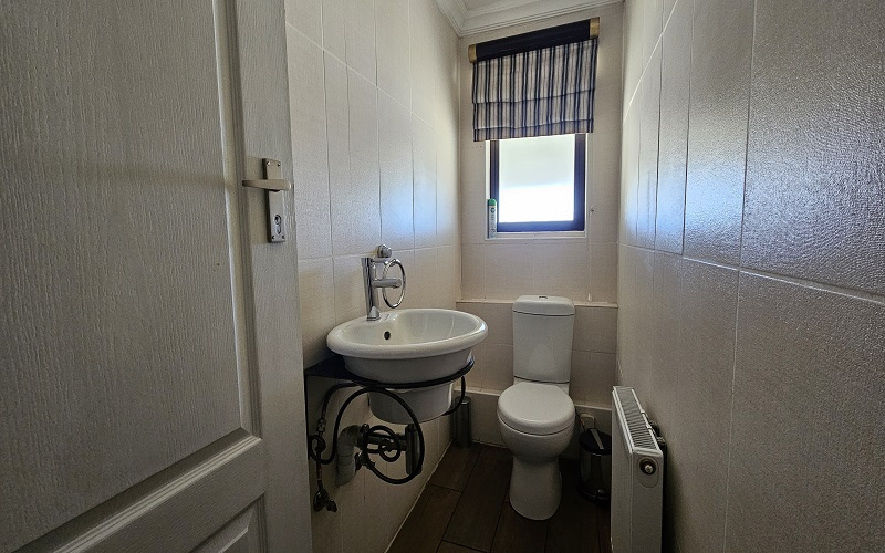 Nepal Chalet (8 Sleeper Self-Catering)