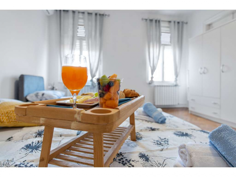 La Guardia Apartment