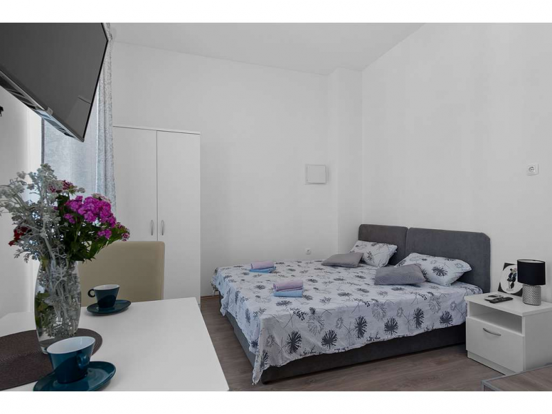 Mima Apartments