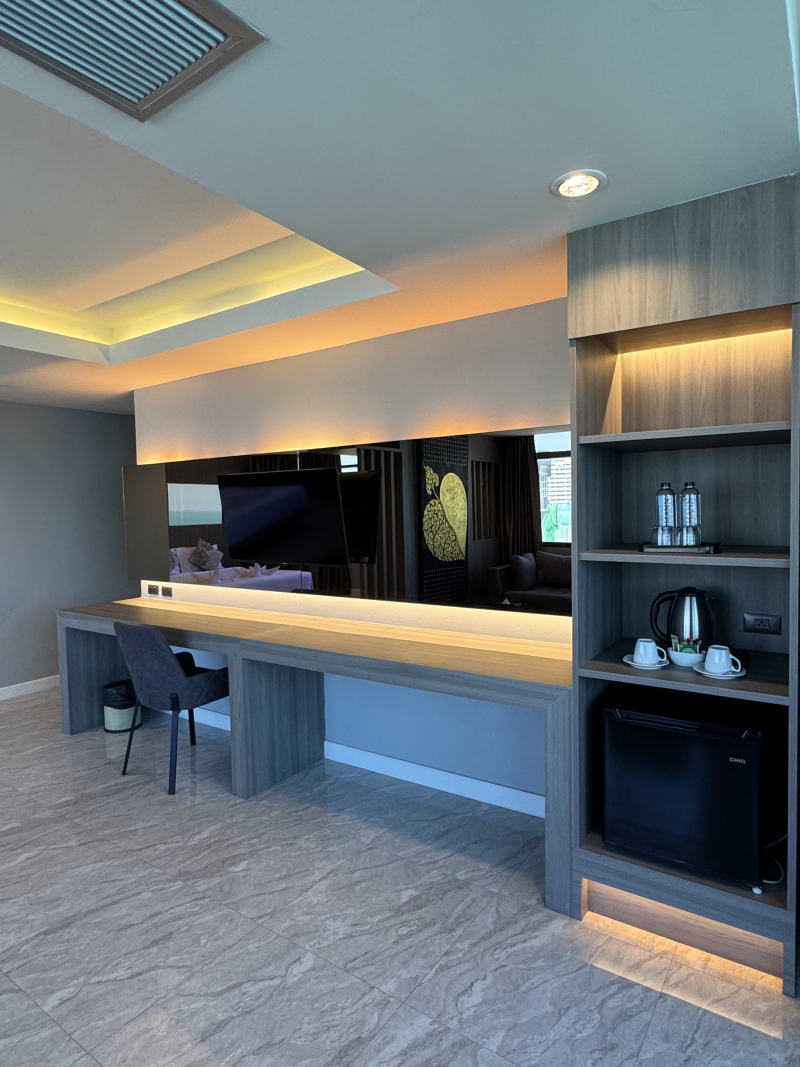 Ocean Executive Suite