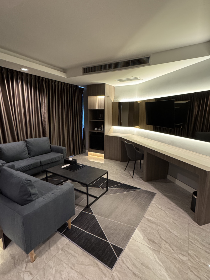 Urban Executive Suite