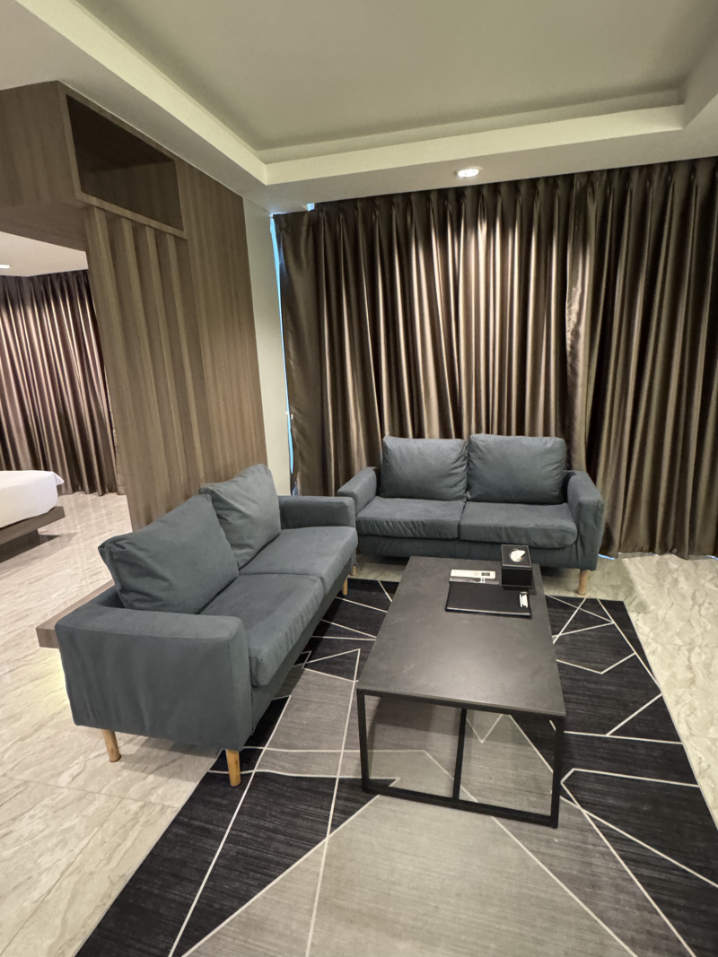 Urban Executive Suite