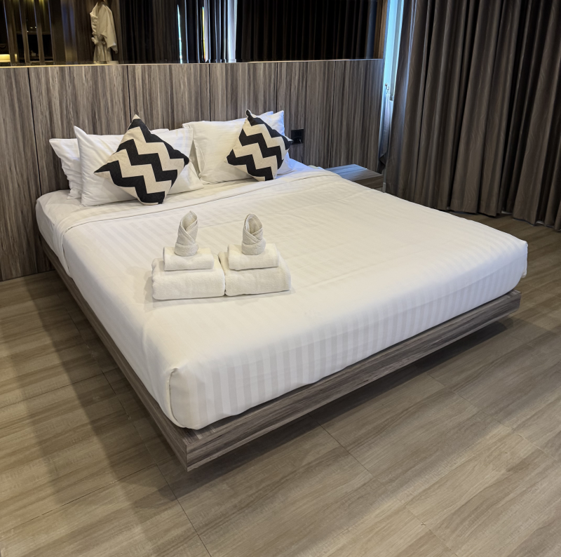 Ocean Executive Suite