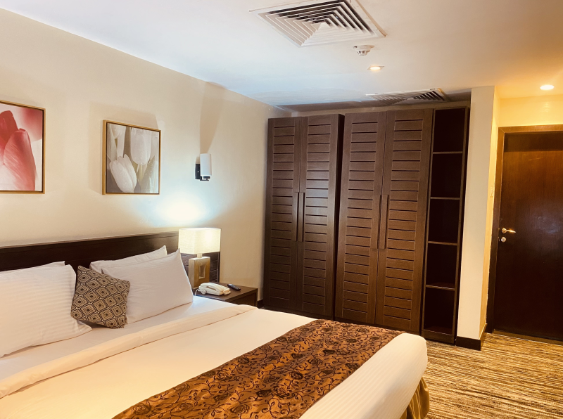 Executive Room