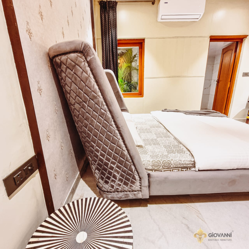 Superior King Suite