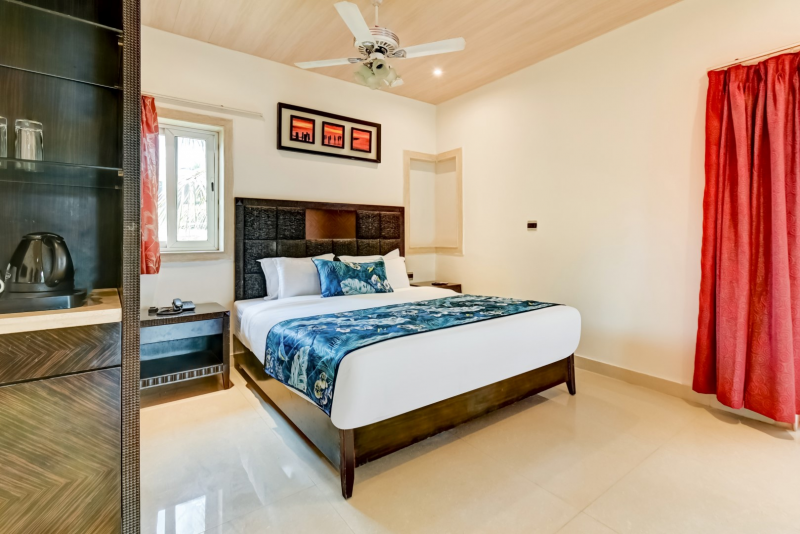 Deluxe Room with Private Balcony