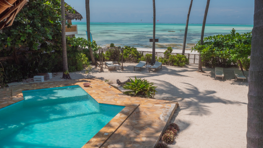 Raha Lodge Boutique Hotel