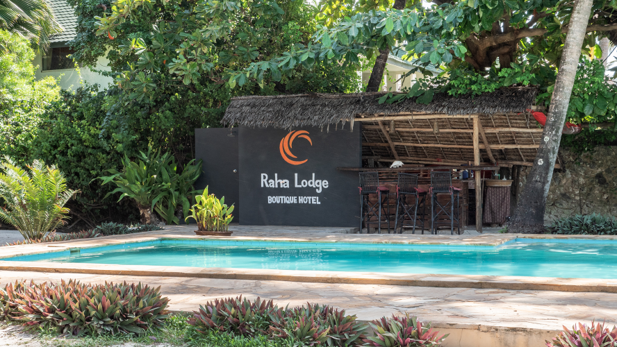 Raha Lodge Boutique Hotel