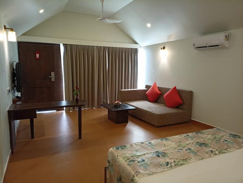Arabian Sea View Cottage on the Beach