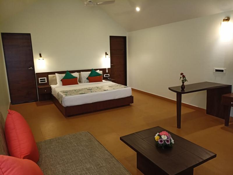 Arabian Sea View Cottage on the Beach