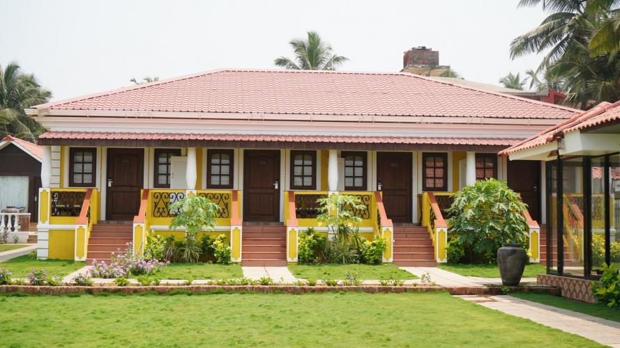 Arabian Sea View Deluxe Room on the Beach