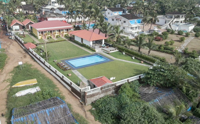 Arabian Sea View Deluxe Room on the Beach