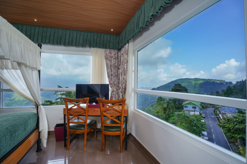Premium Attic Room with Mountain View