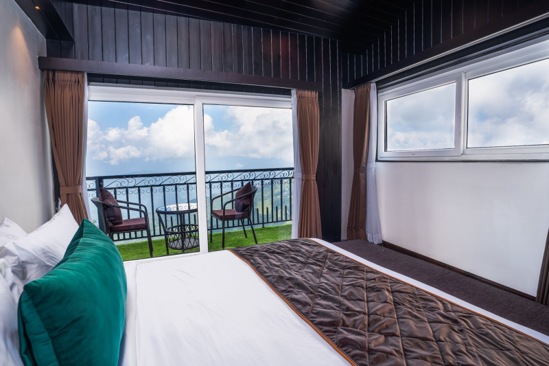 Presidental Suite with Balcony
