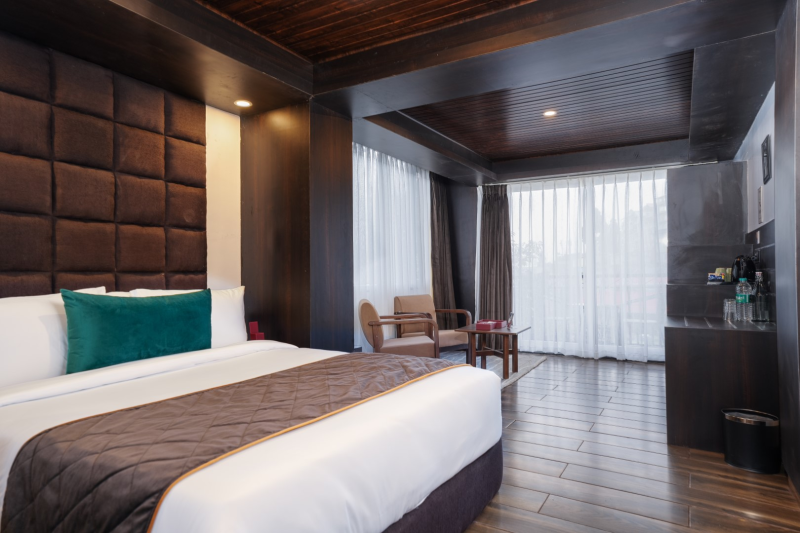 Premium Room with Bathtub
