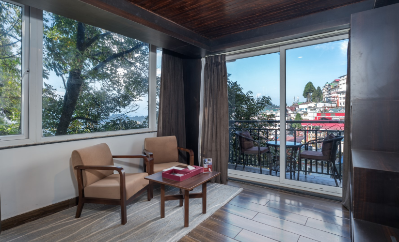 Deluxe View Room with Private Balcony