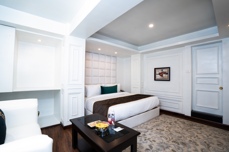 Premium Room with Bathtub