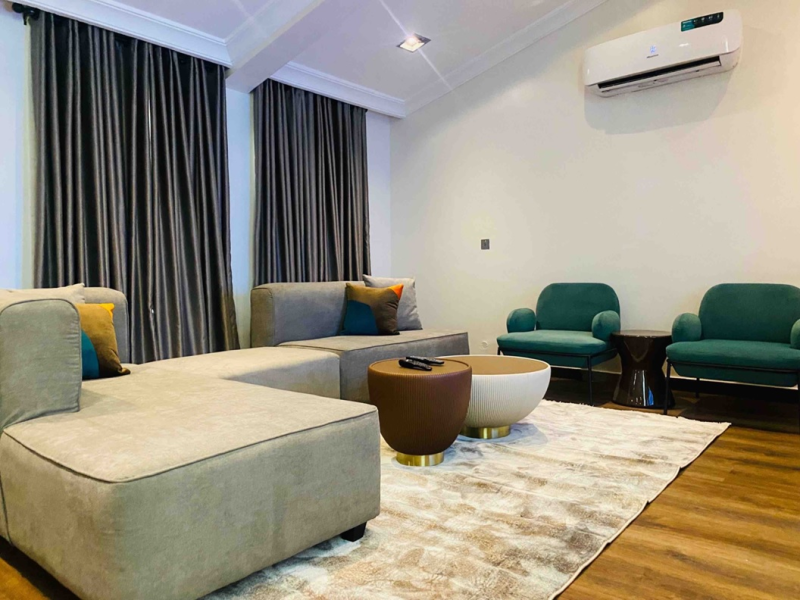 Deluxe Apartment