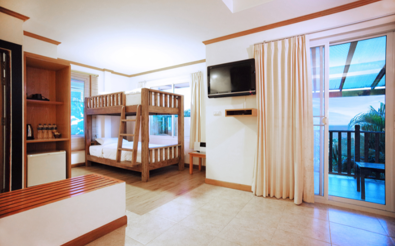 Quadruple room with sea view