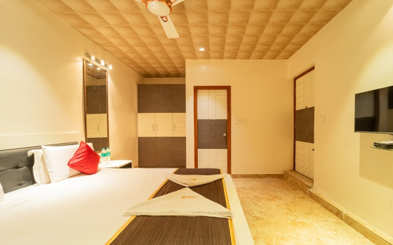 Luxury 2BR Apartment