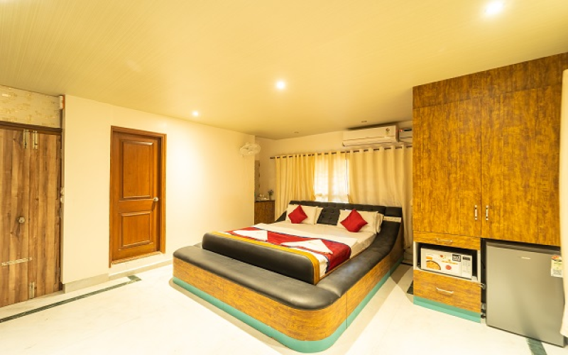 Luxury Studio Apartment