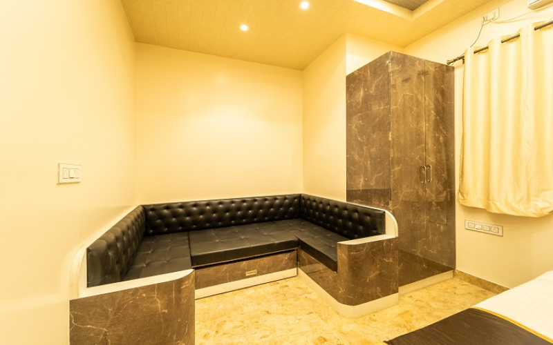 Quad Studio Apartment