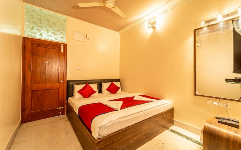 16 Bedroom Apartment