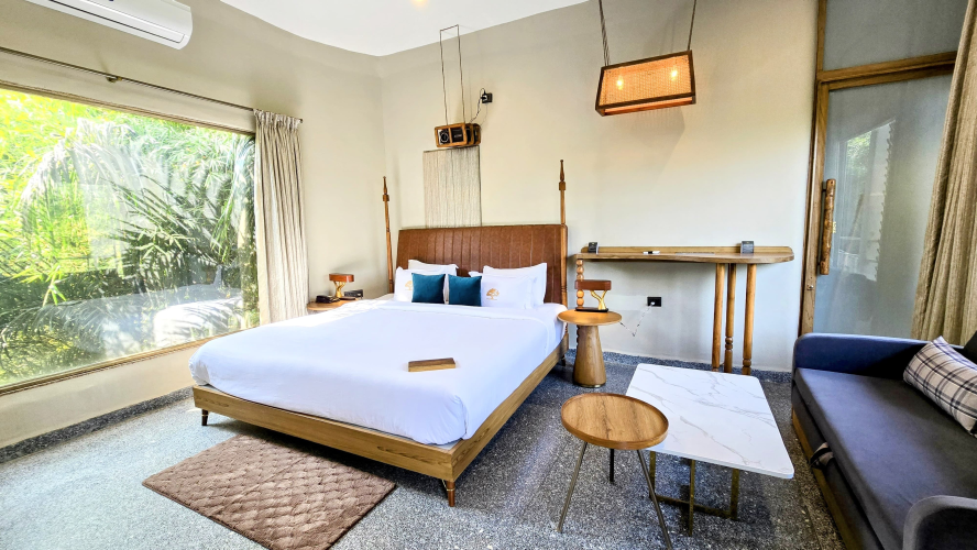 Junior Suite with Open To Sky Bath Tub