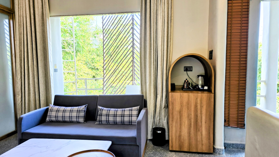 Junior Suite with Open To Sky Bath Tub