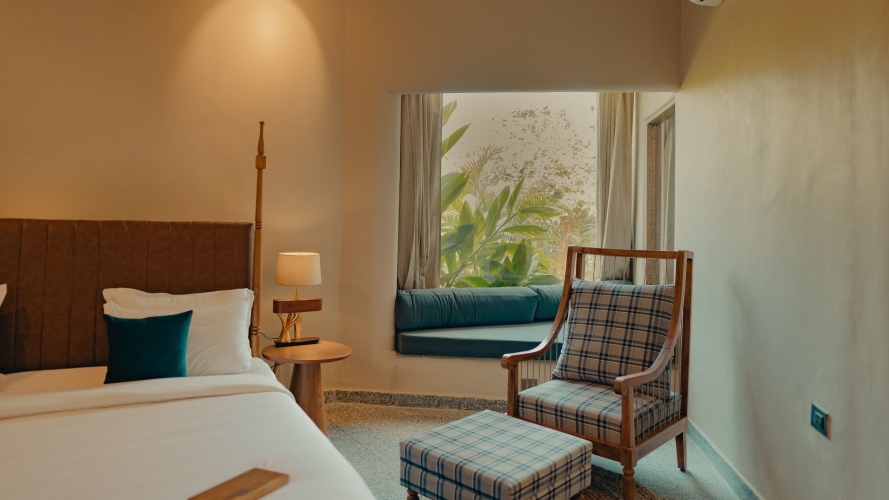 Junior Suite with Deck & Garden View