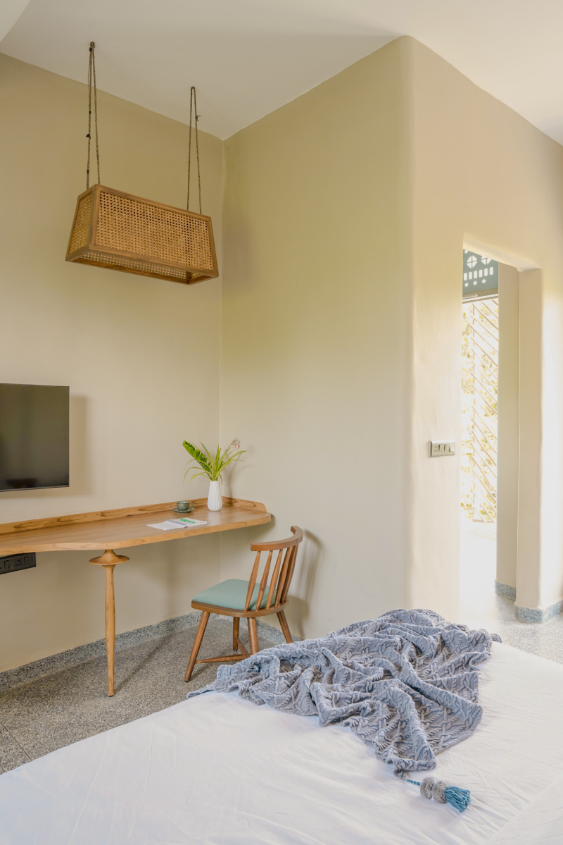 King Room Pool & Garden View