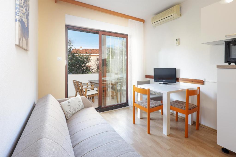 Apartman 1 (A4, priz)