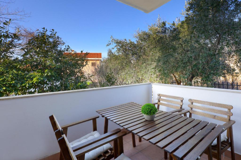 Apartman 1 (A4, priz)