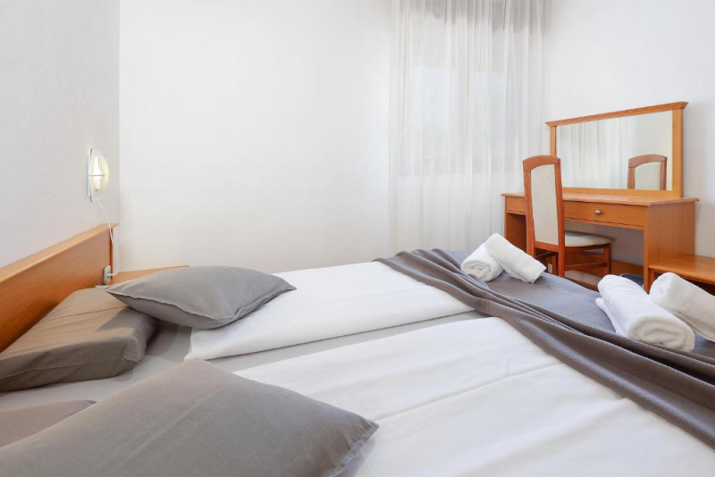 Apartman 2 (A4, priz)