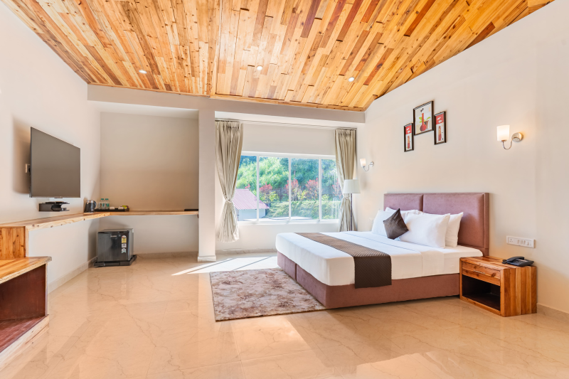 Deluxe Room with Pool View