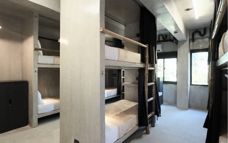Single Bed in 10 Beds Mix Dorm (Share Bathroom)