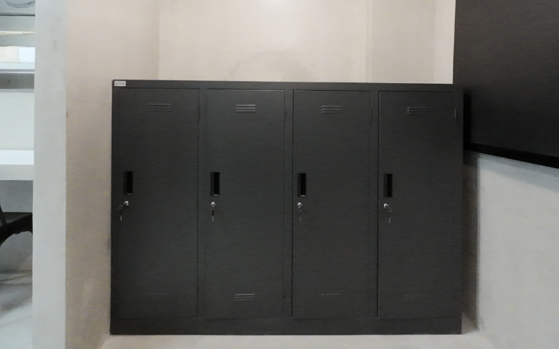 Single Bed in 6 Beds Mix Dorm (Share Bathroom)