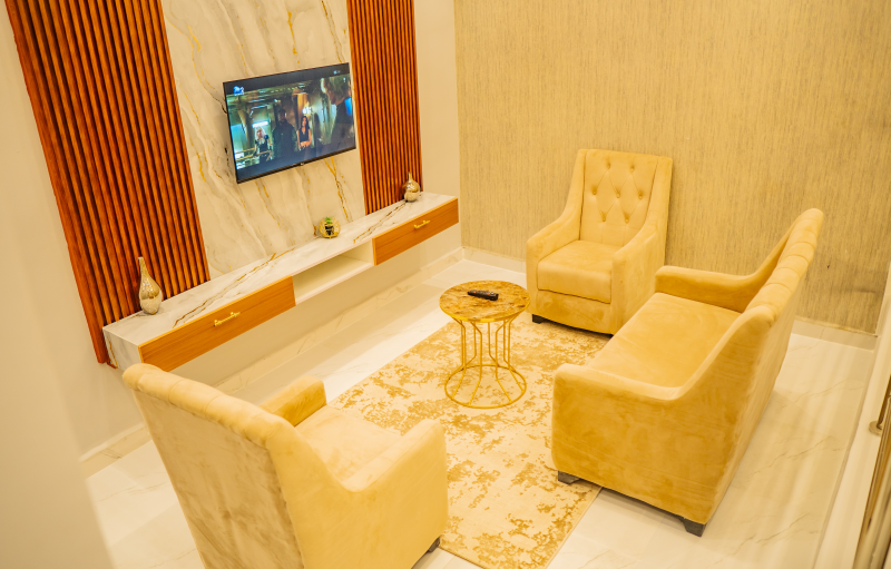 Diplomatic Suite