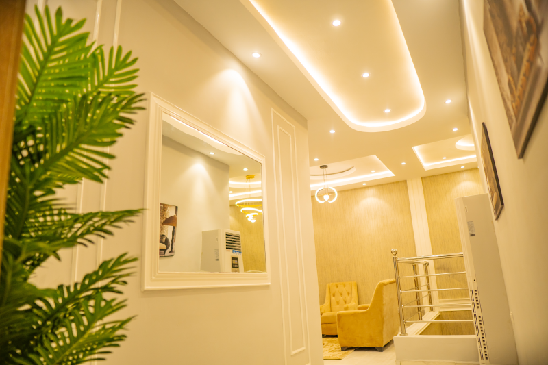 Diplomatic Suite
