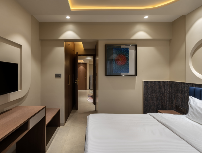 One-Bedroom Apartment with City View