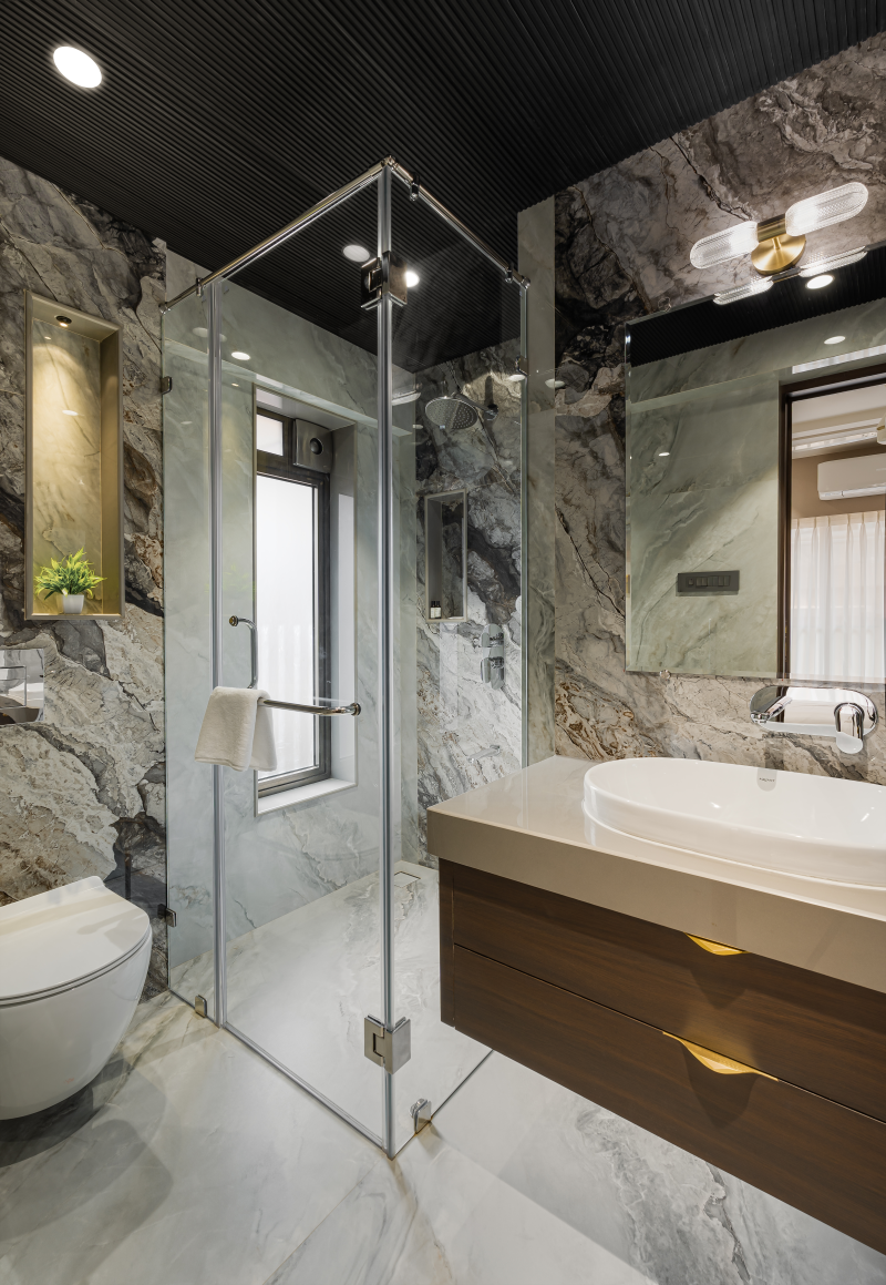 Two-Bedroom Apartment with Balcony, City View