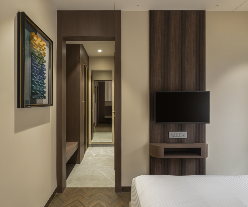 Two-Bedroom Apartment with Balcony, City View
