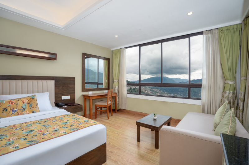 Deluxe Valley View Room